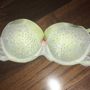 Victoria secret bra